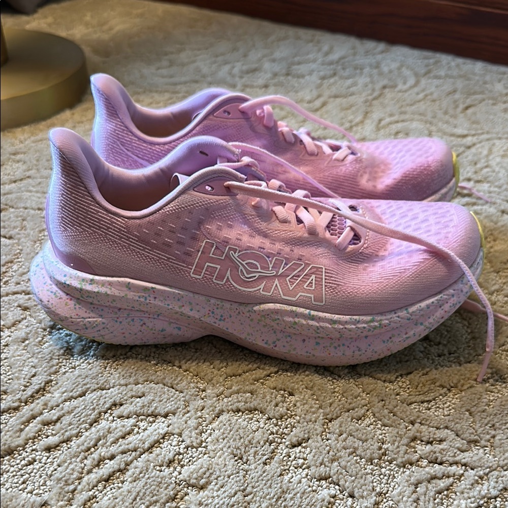 Hoka Mach 6 Pink Lemonade
